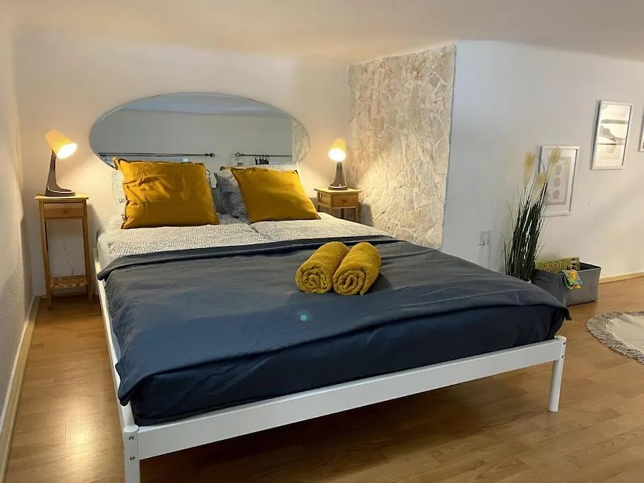 Bee-Happy Apartment Downtown Budapest Hungary