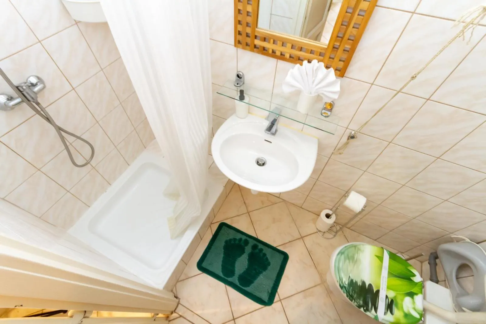 Bee-Happy Apartment Downtown Budapest